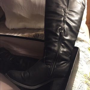 Tall black dress boots